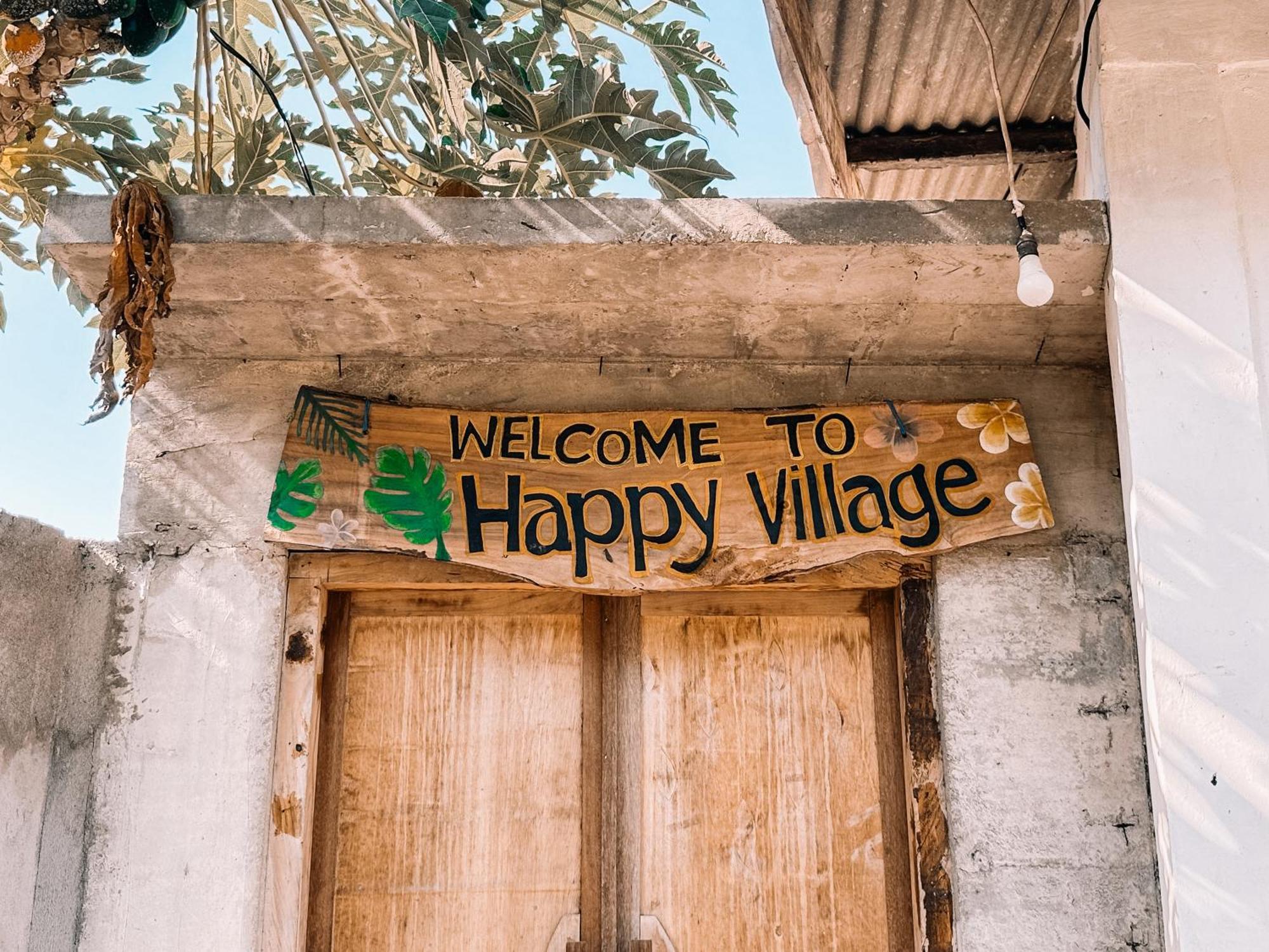 Happy Village Гили Еър Екстериор снимка